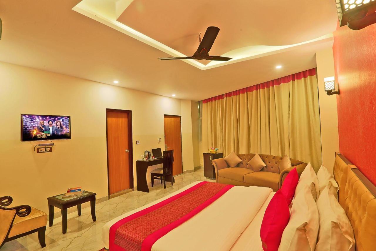 Hotel Airport City Near Delhi International Airport Yeni Delhi Dış mekan fotoğraf
