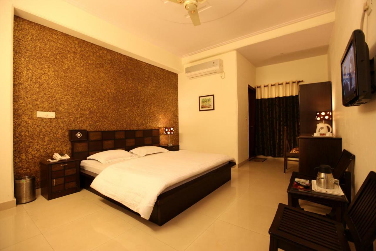 Hotel Airport City Near Delhi International Airport Yeni Delhi Dış mekan fotoğraf